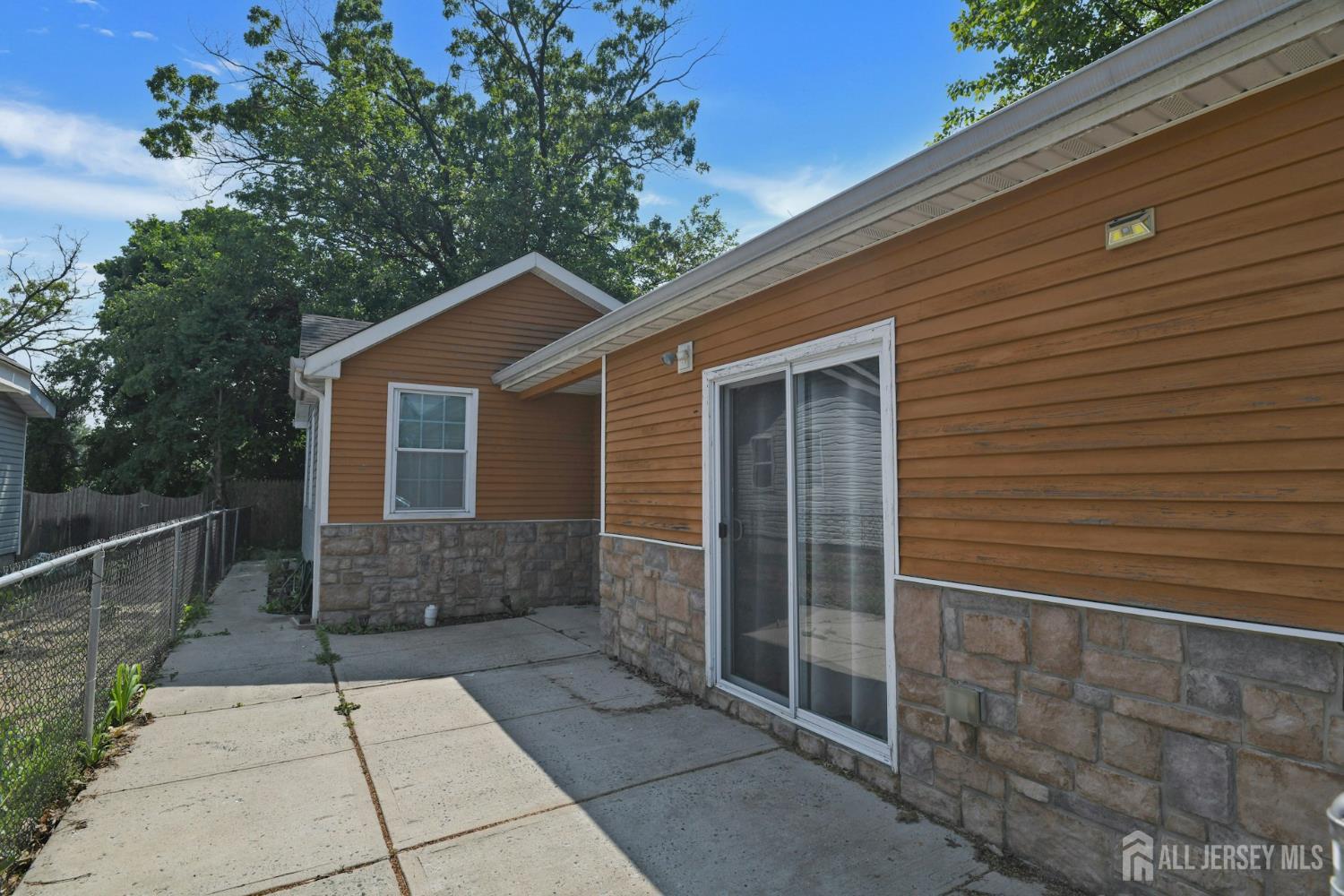 385 Shoreland Circle, Old Bridge, NJ, 08879 image 25