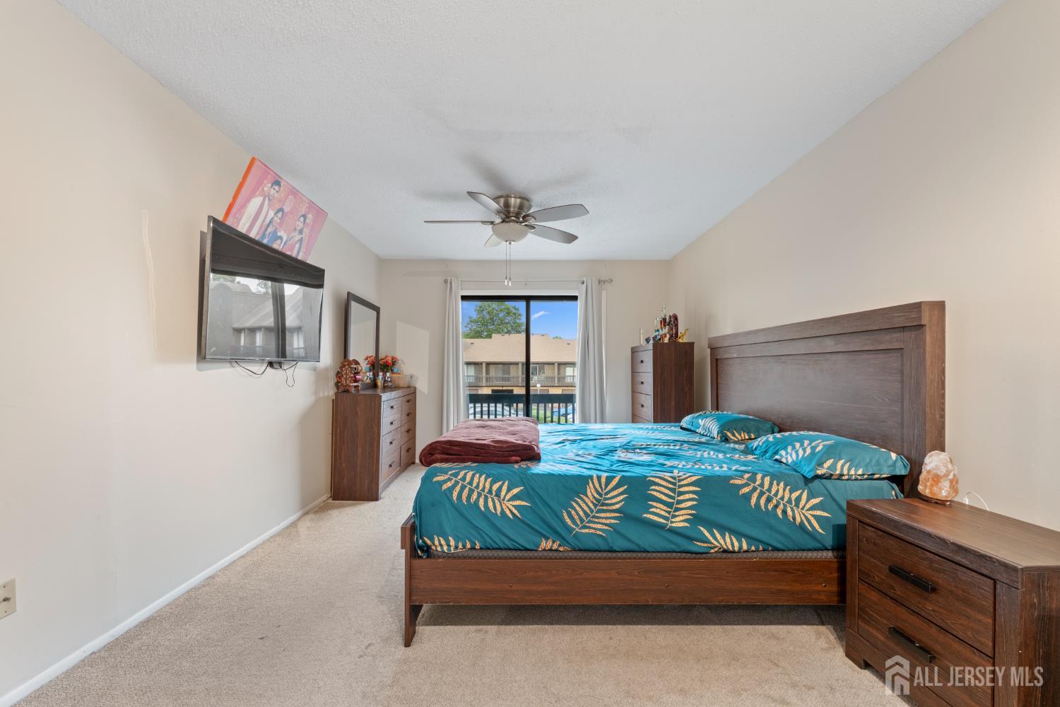 348 Westgate Drive, Edison, NJ, 08820 image 36