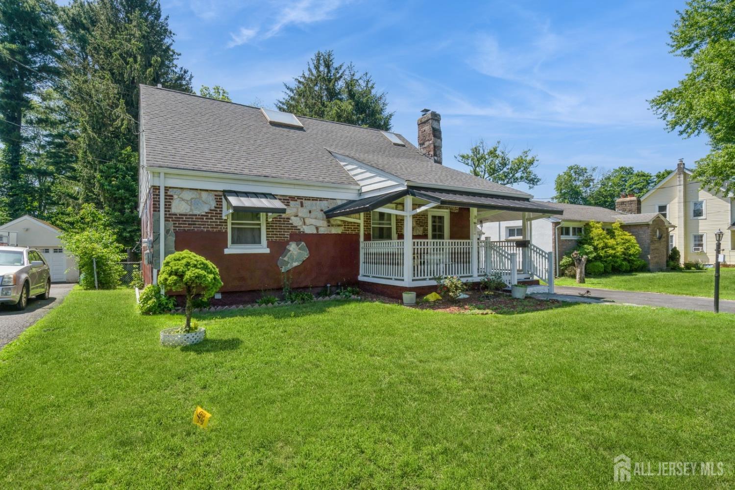 571 Greenbrook Road Image 3