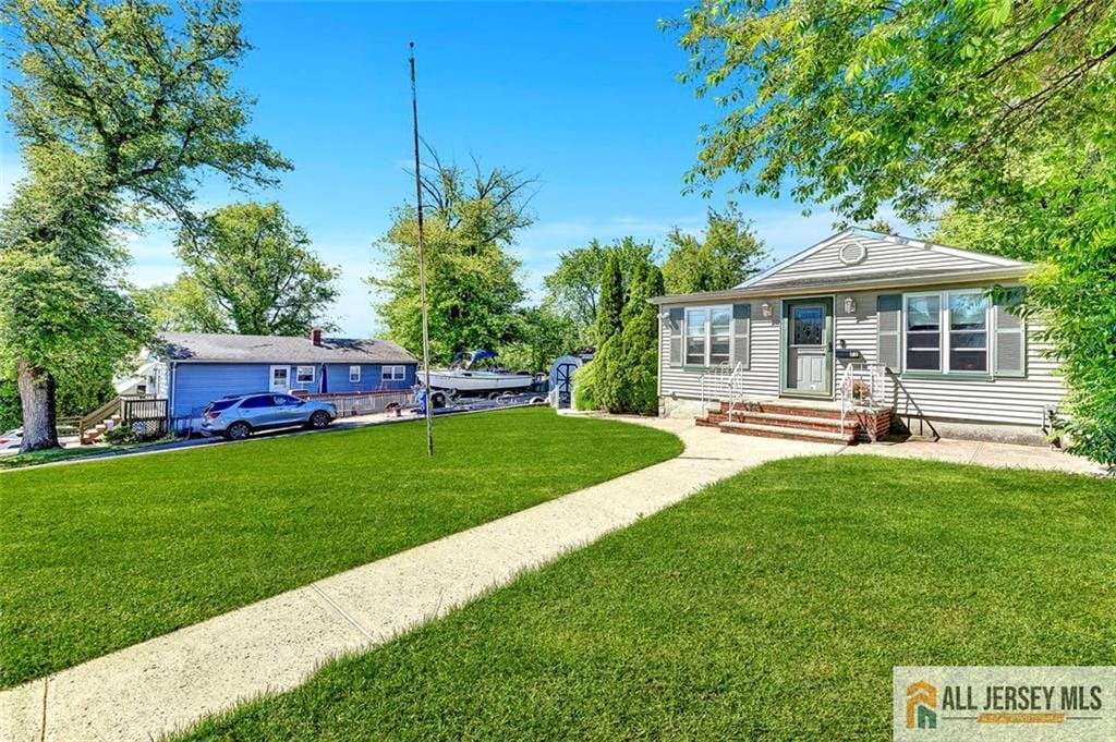 71 Russell Street, Woodbridge Proper, NJ, 07095