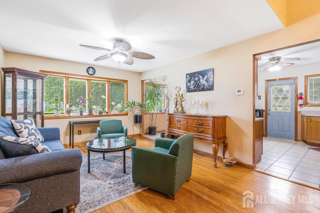 605 Beechwood Avenue, Middlesex, NJ, 08846 image 8