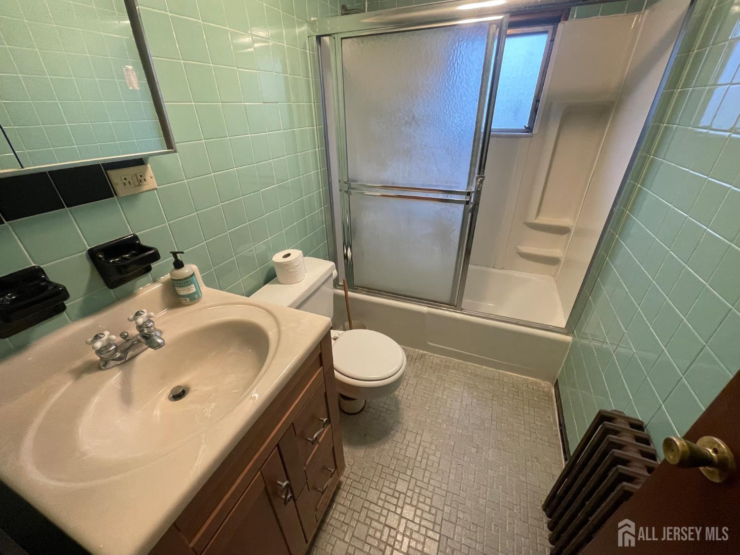 309 S 2nd Avenue, Highland Park, NJ, 08904 image 11