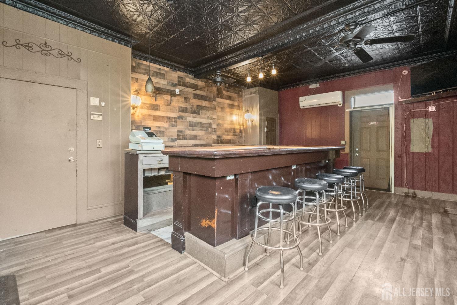 386 High Street Image 3
