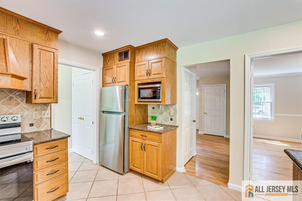 13 Douglass Drive, South Brunswick, NJ, 08540 image 20