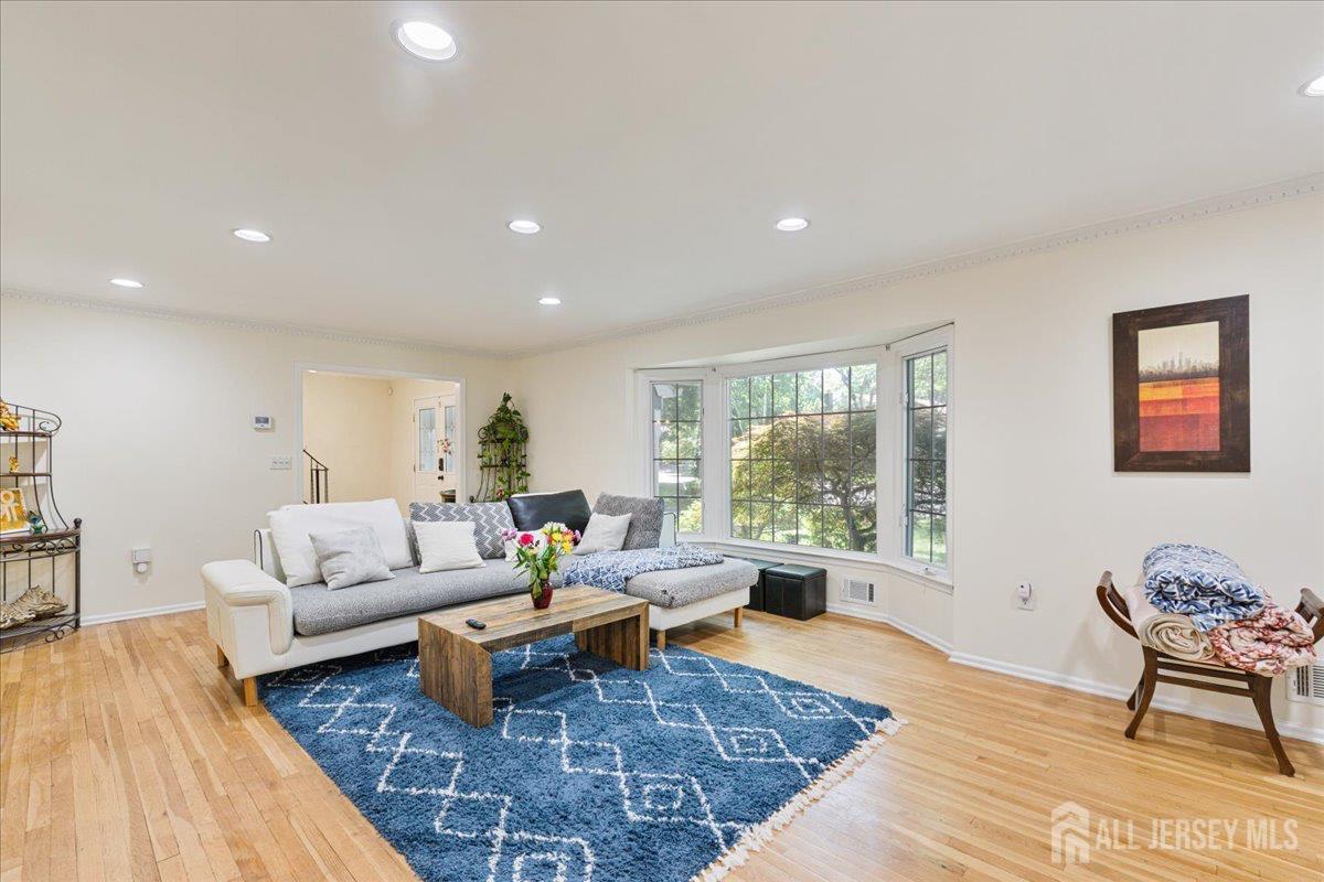 8 Garfield Court, North Brunswick, NJ, 08902 image 9