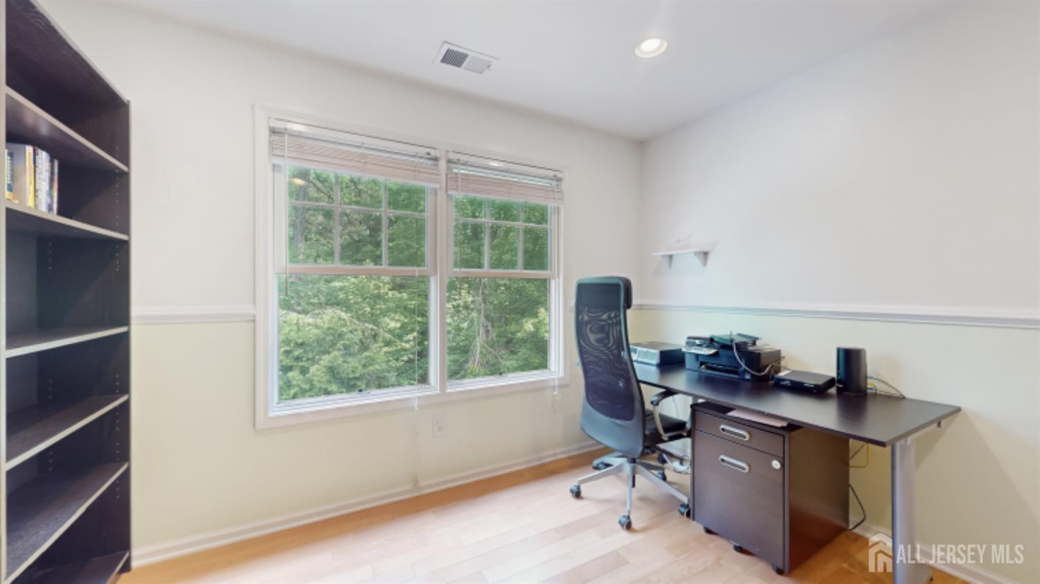 28 Walden Court, Old Bridge, NJ, 08857 image 16