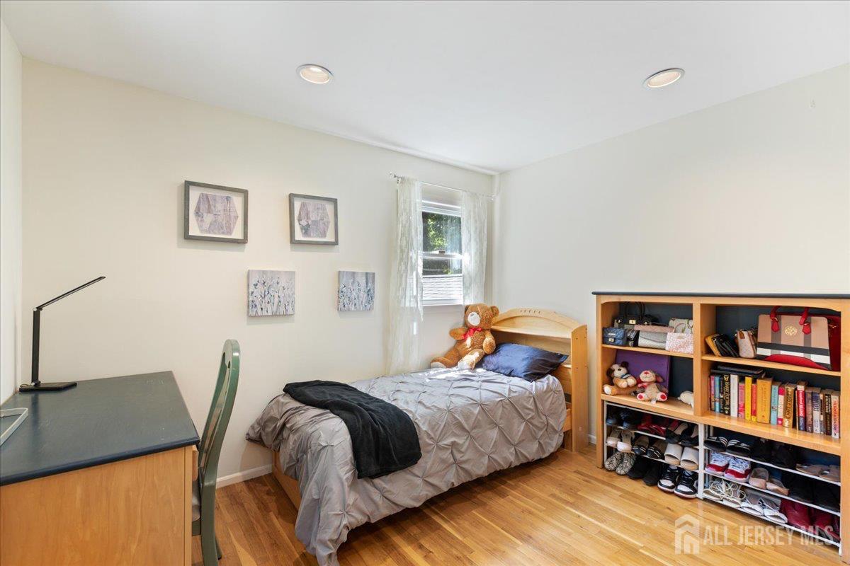8 Garfield Court, North Brunswick, NJ, 08902 image 20