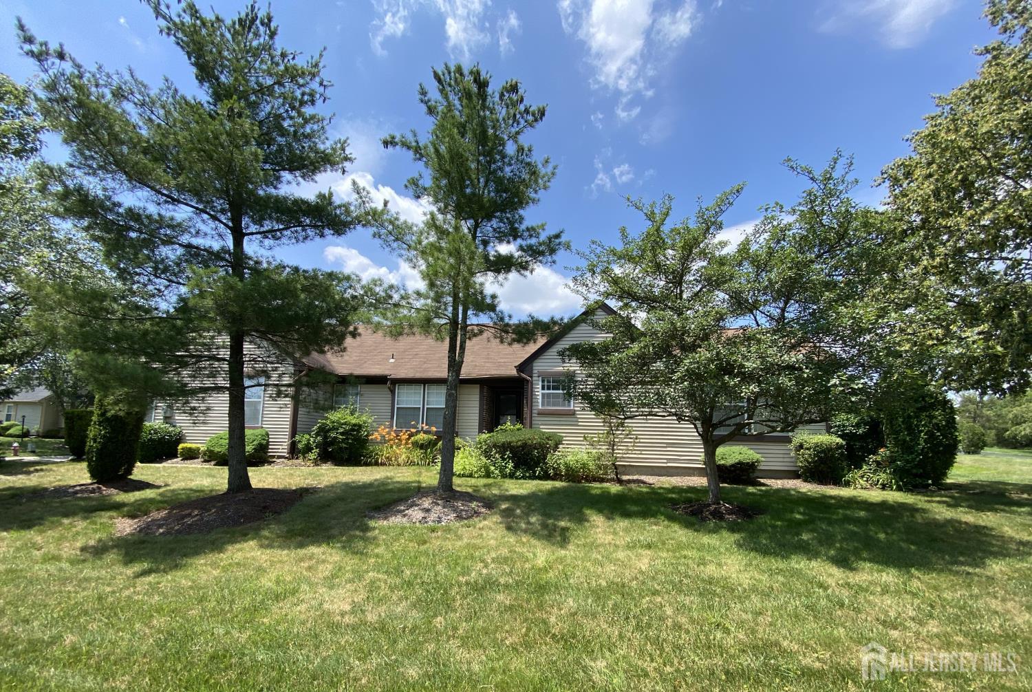 28 Rothwell Drive Image 1