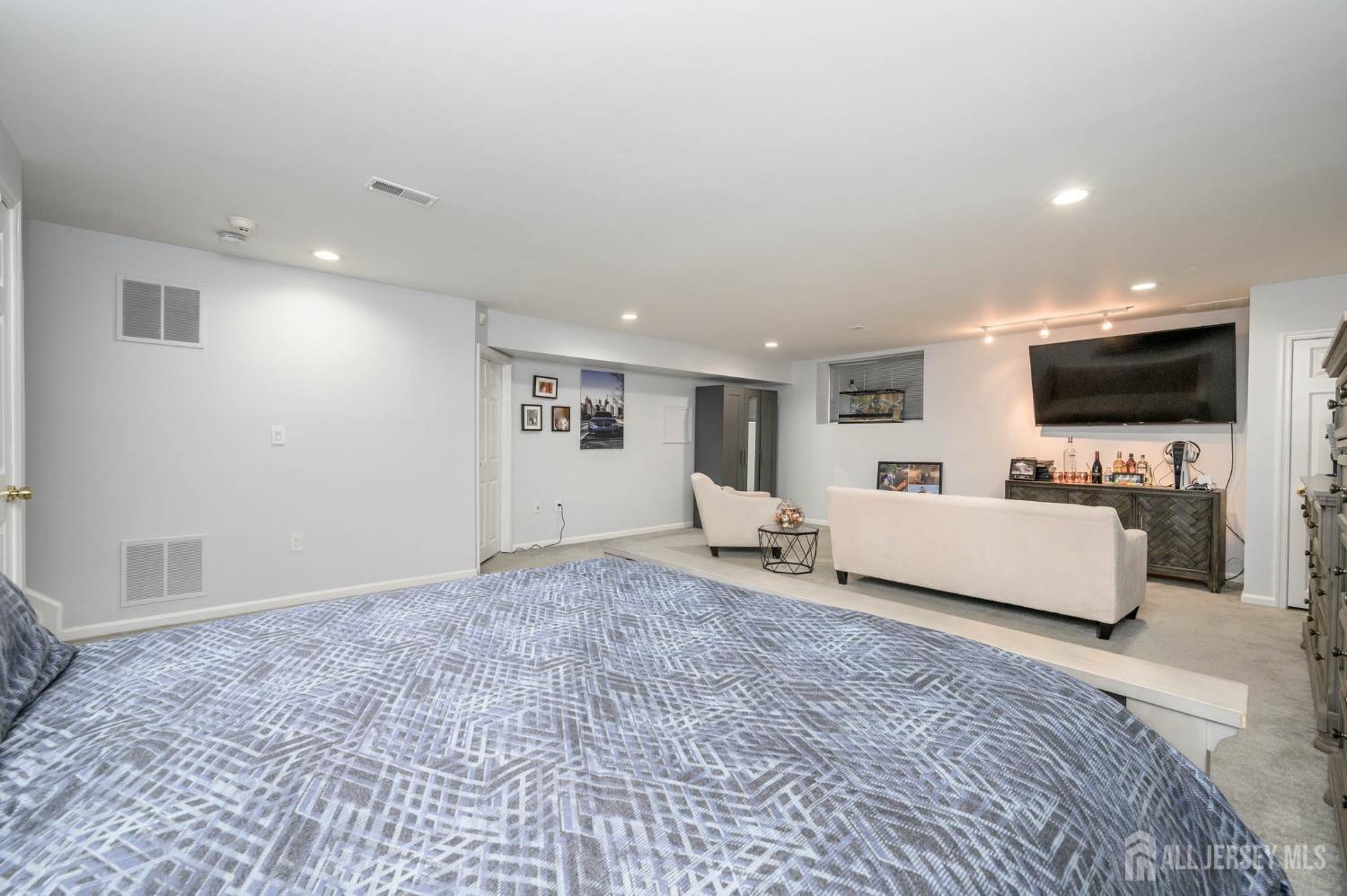 29 Chimney Court, Old Bridge, NJ, 08879 image 38