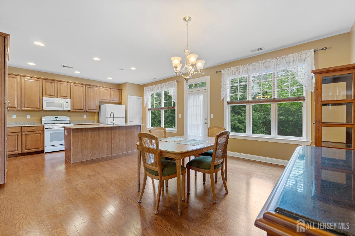 72 Wintergreen Drive, Manalapan, NJ, 07726 image 18
