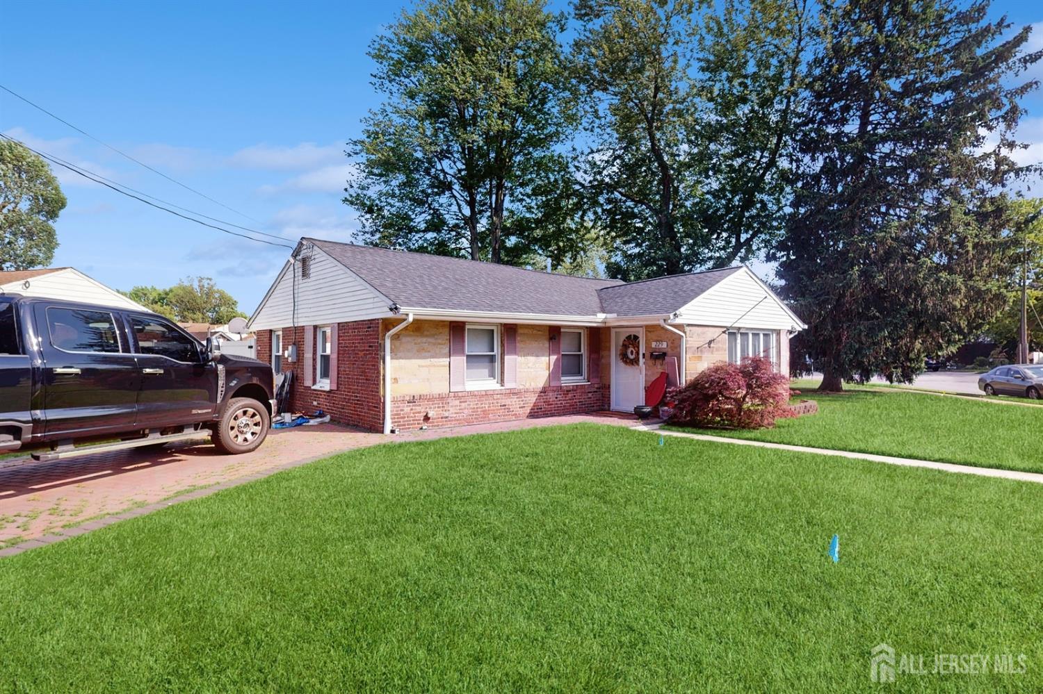 229 Old Post Road Image 3