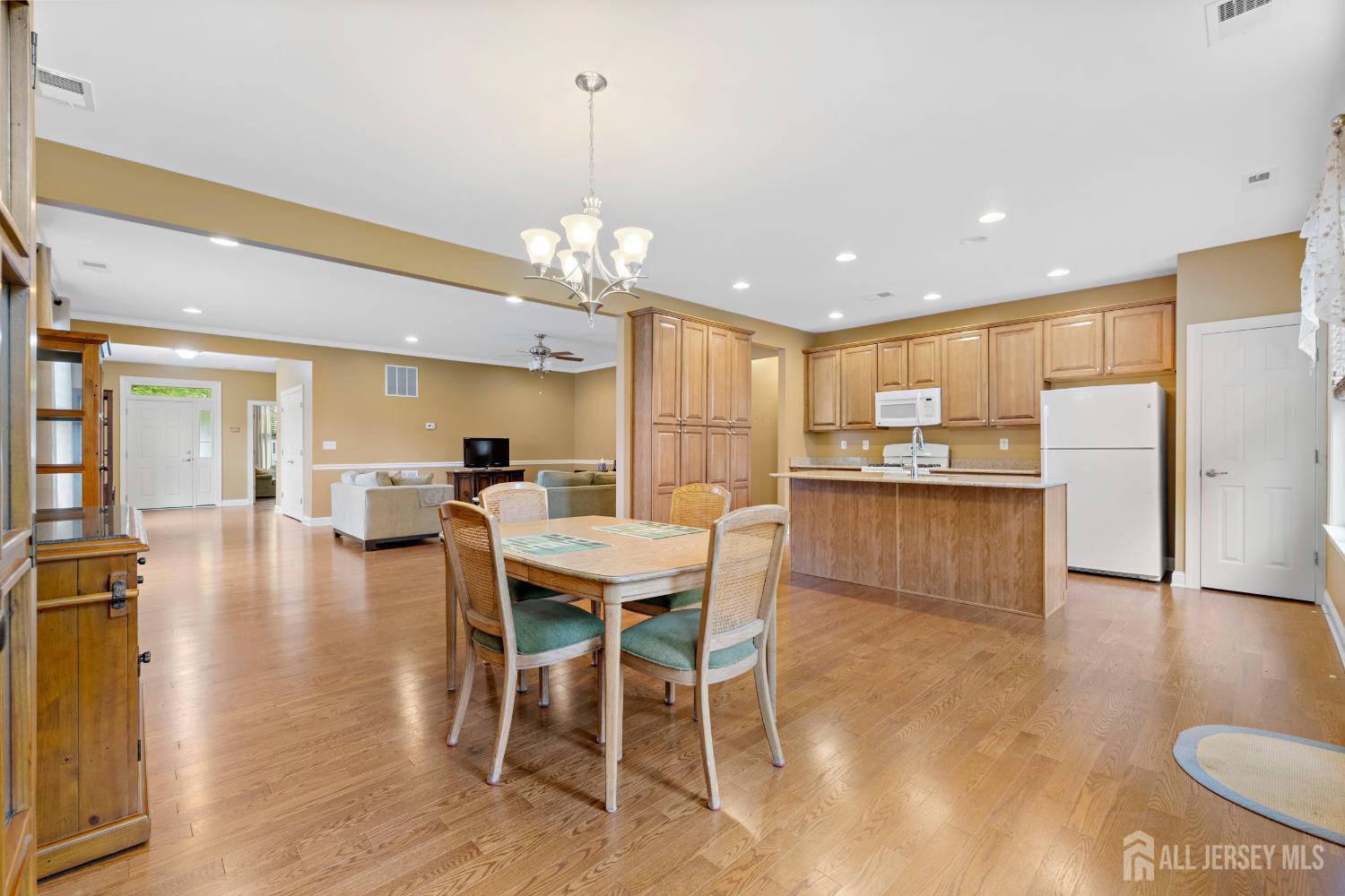 72 Wintergreen Drive, Manalapan, NJ, 07726 image 17