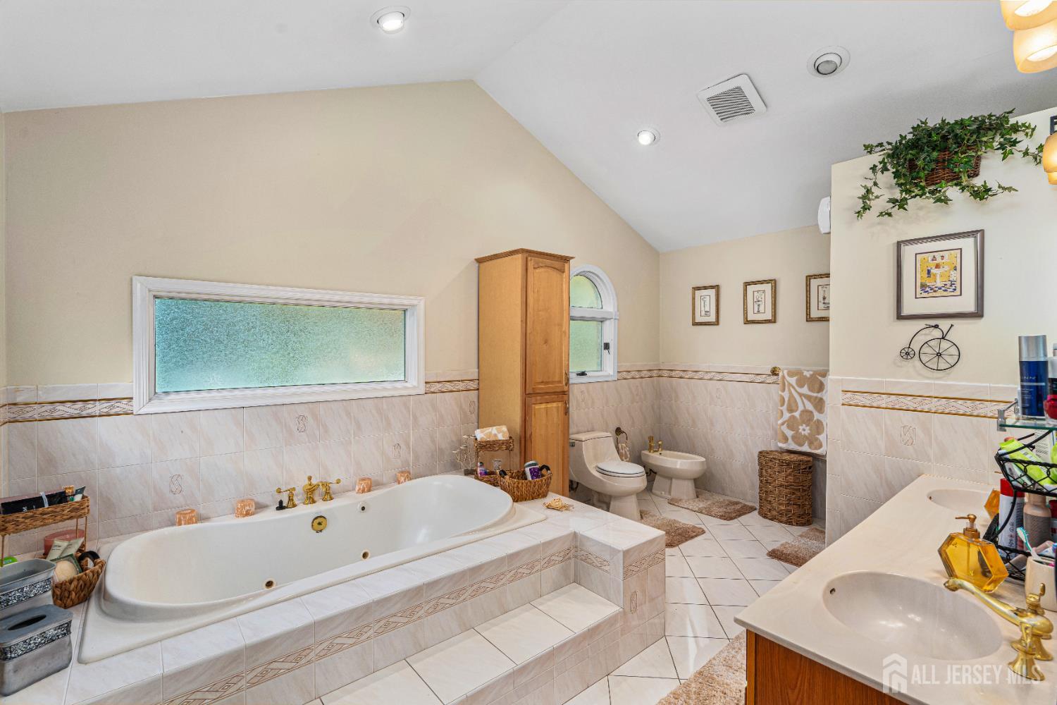 34 Brookside Avenue, Old Bridge, NJ, 08857 image 19