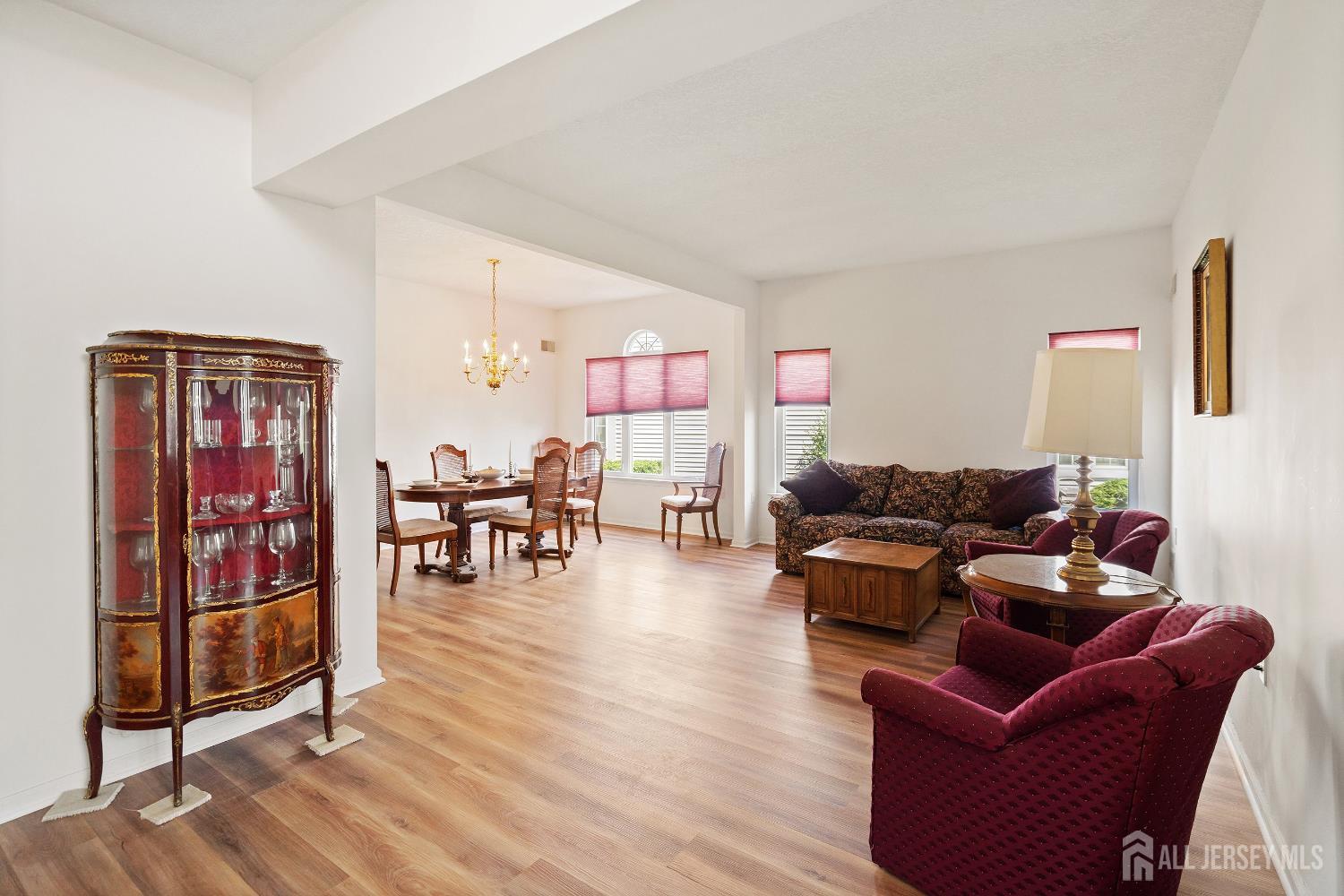 17 Severn Way, Monroe, NJ, 08831 image 10