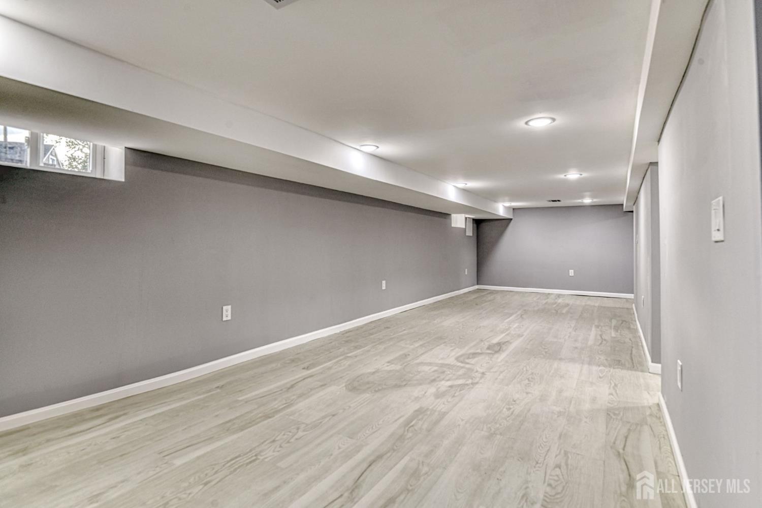 27 Elm Street, Edison, NJ, 08817 image 35
