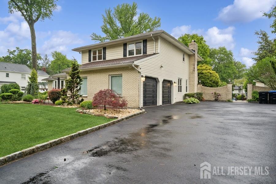 9 Valley Forge Drive Image 3