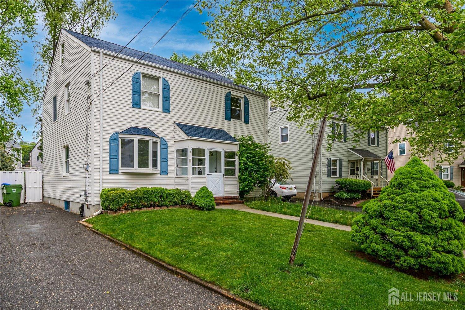 8 MacArthur Drive, Edison, NJ, 08837