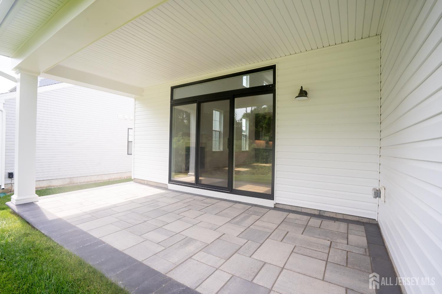 15 Ashlynn Court Image 5