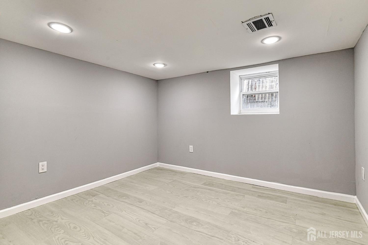 27 Elm Street, Edison, NJ, 08817 image 39