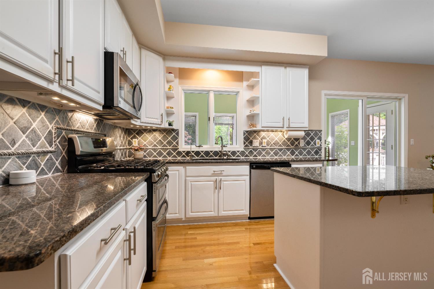 18 Stout Drive, Hillsborough, NJ, 08844 image 22