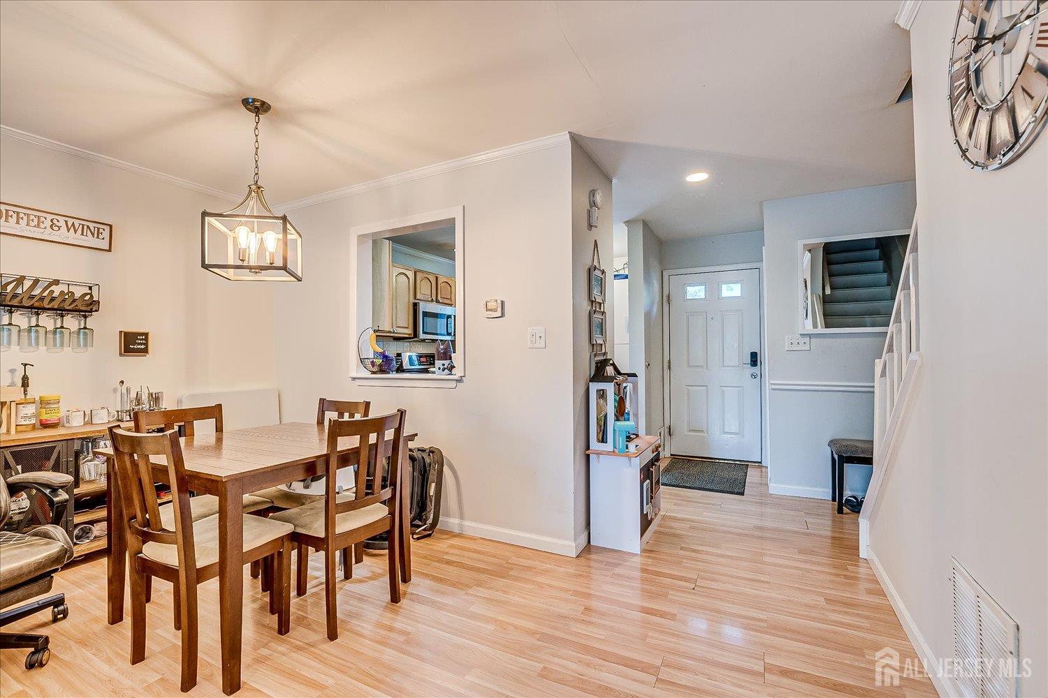 325 McDowell Drive Image 5