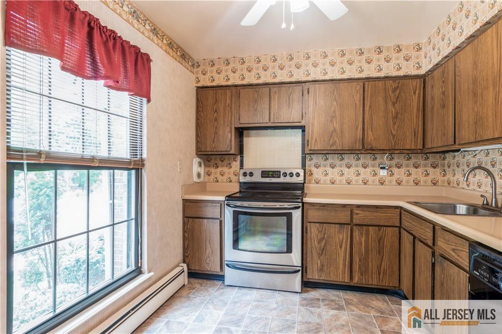323 Gills Lane 9C, Iselin, NJ, 08830 image 10