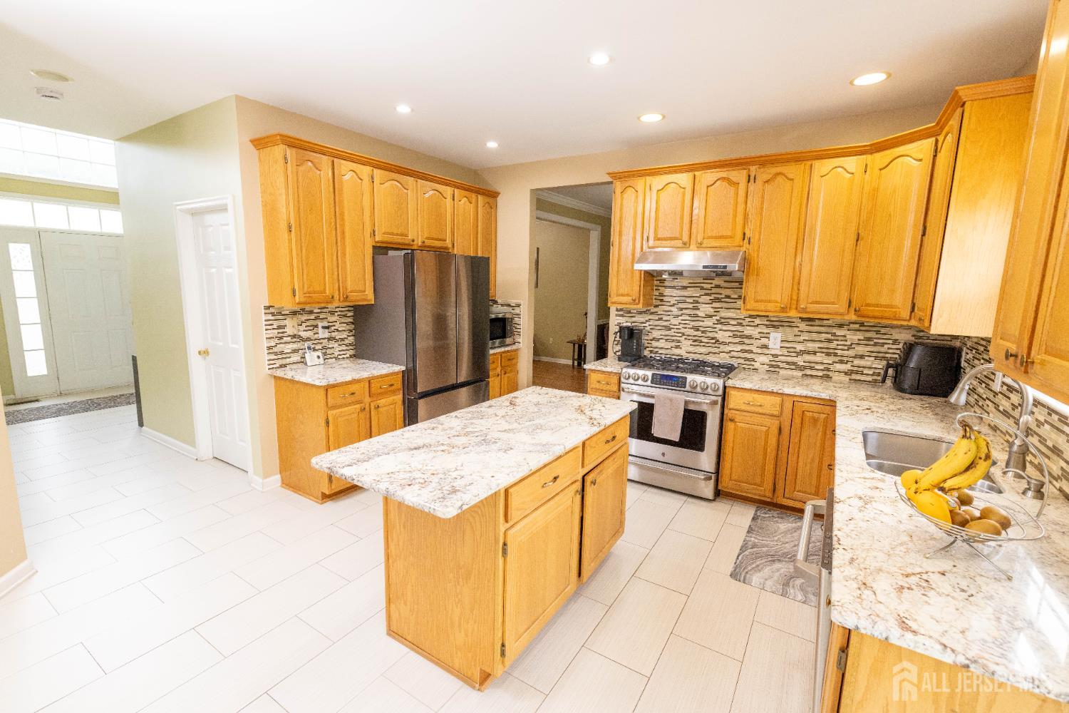 19 Larkspur Drive, South Brunswick, NJ, 08810 image 10