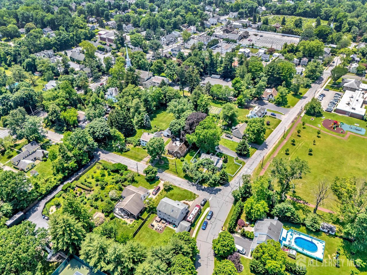 10 Shaw Drive, Franklin, NJ, 08528 image 40