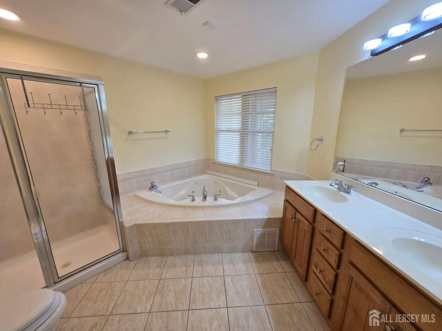 3 Great Beds Way, South Amboy, NJ, 08879 image 14