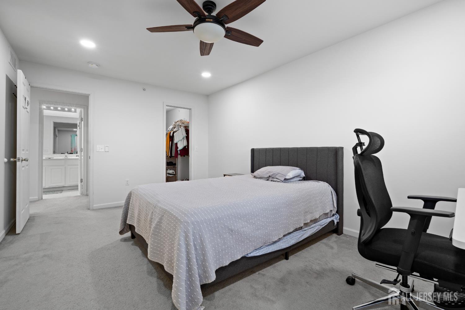 1060 Morning Glory Drive, Monroe, NJ, 08831 image 22