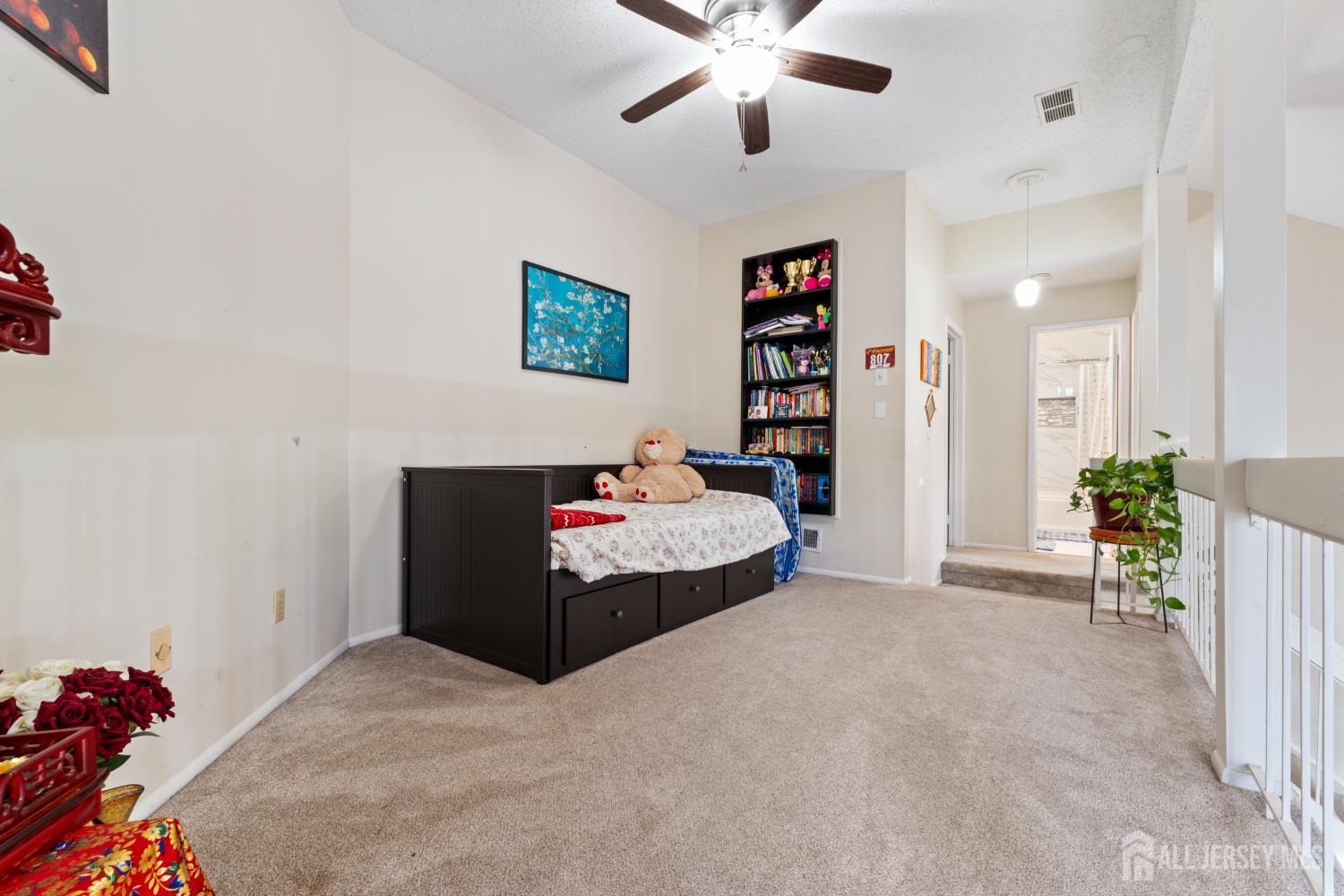 348 Westgate Drive, Edison, NJ, 08820 image 29