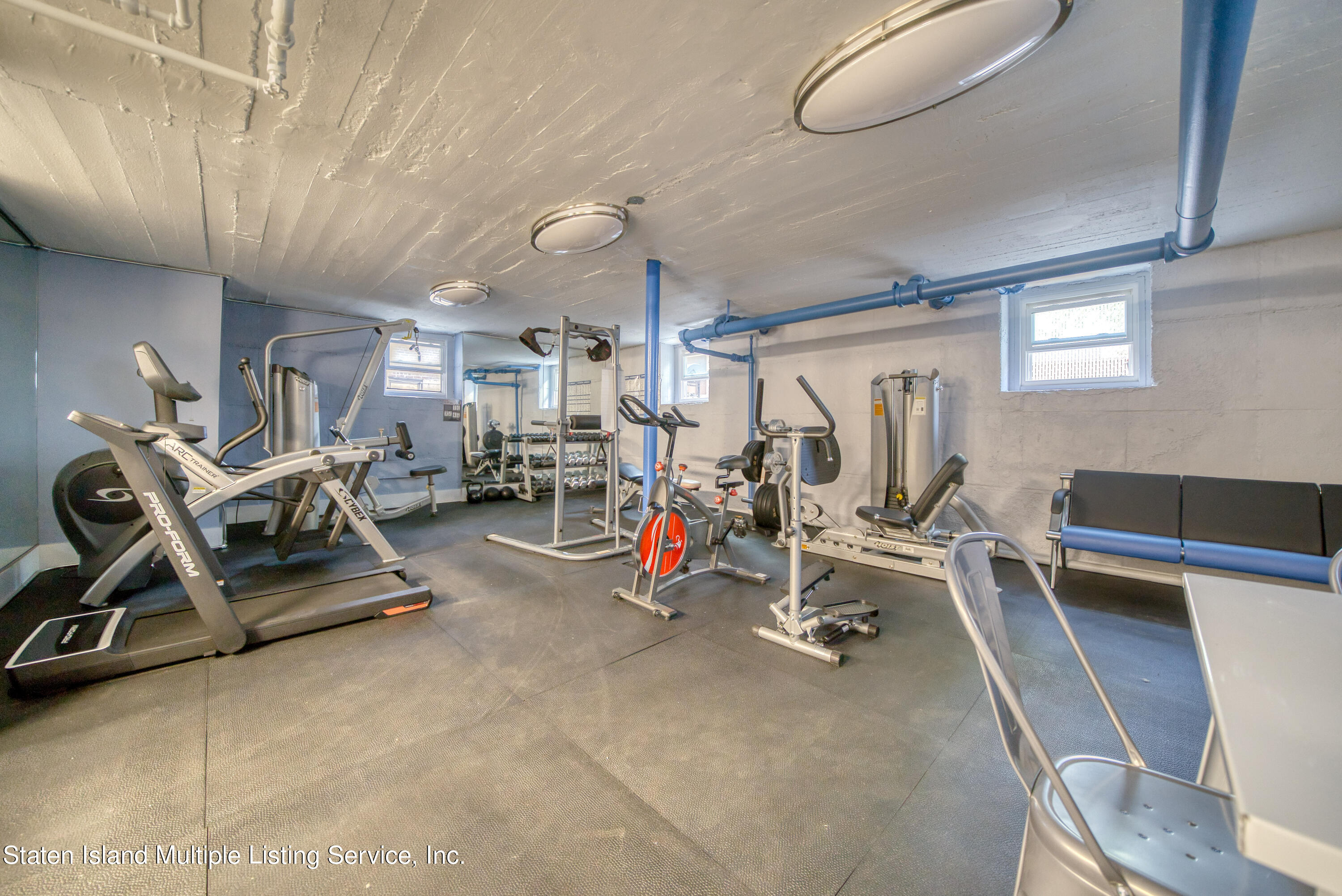 215 Hart Boulevard 3-L, Staten Island, NY, 10301 image 18