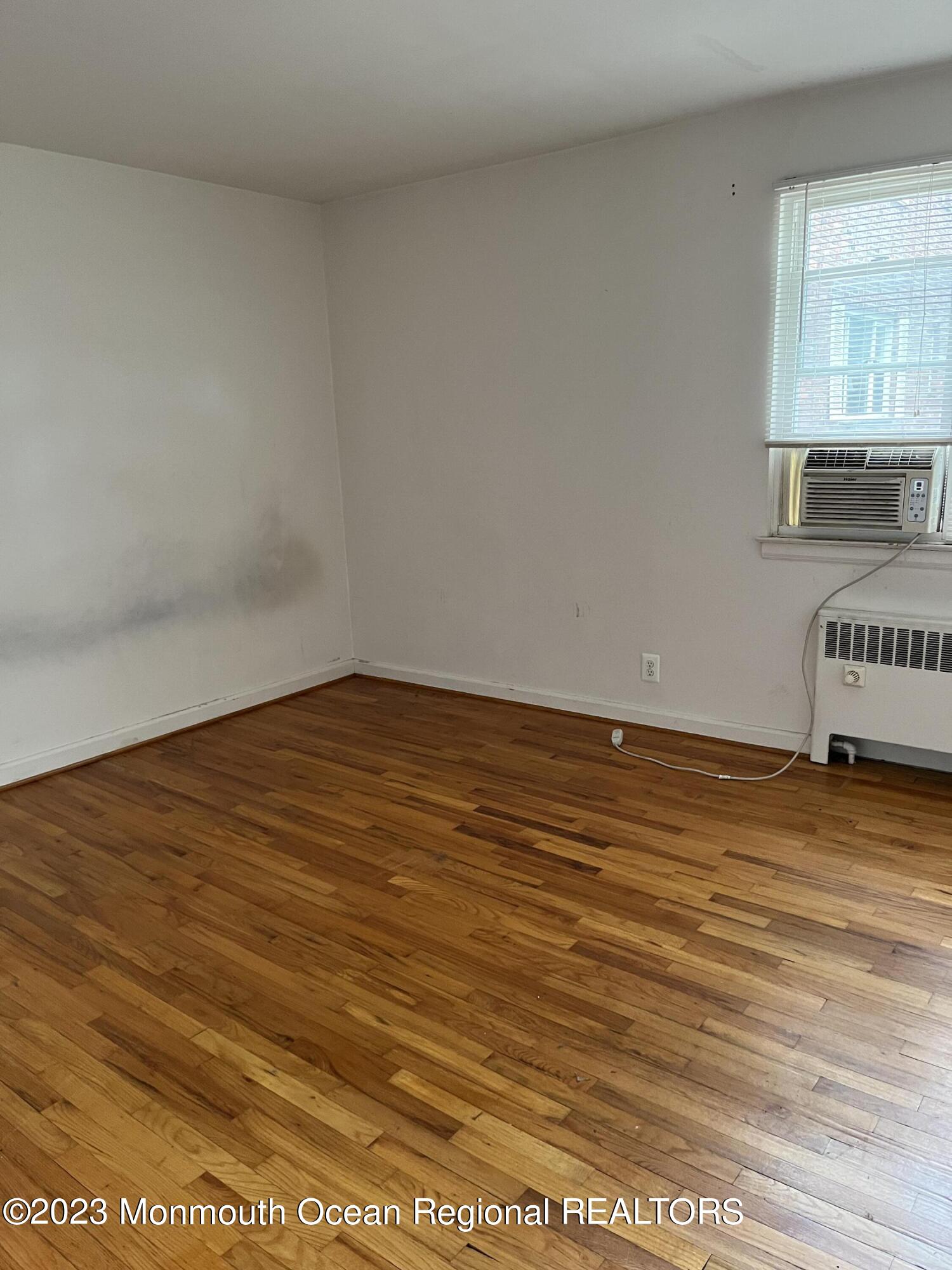 142 South Street 10-B Image 5