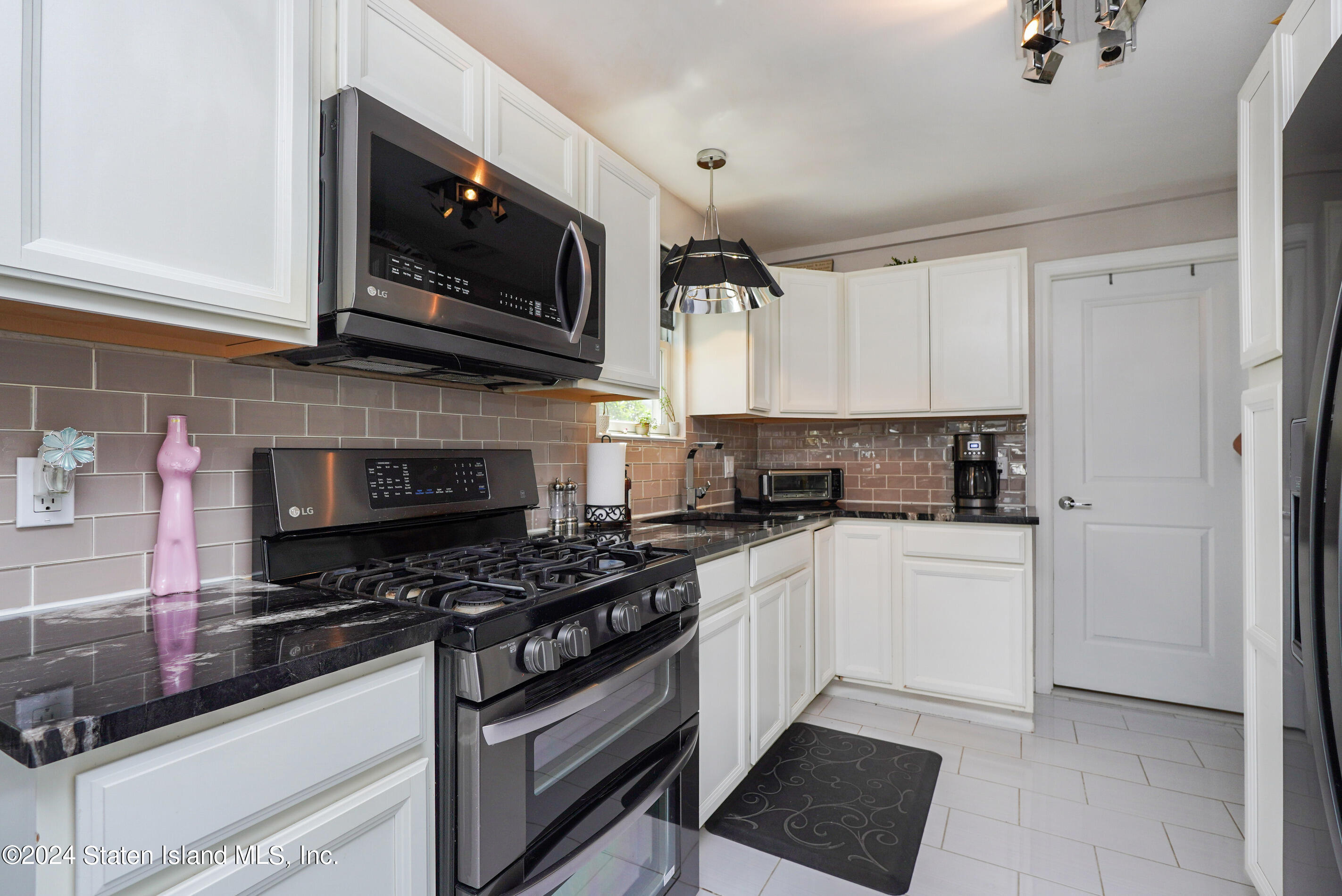 38 Milbank Road, Staten Island, NY, 10306 image 6