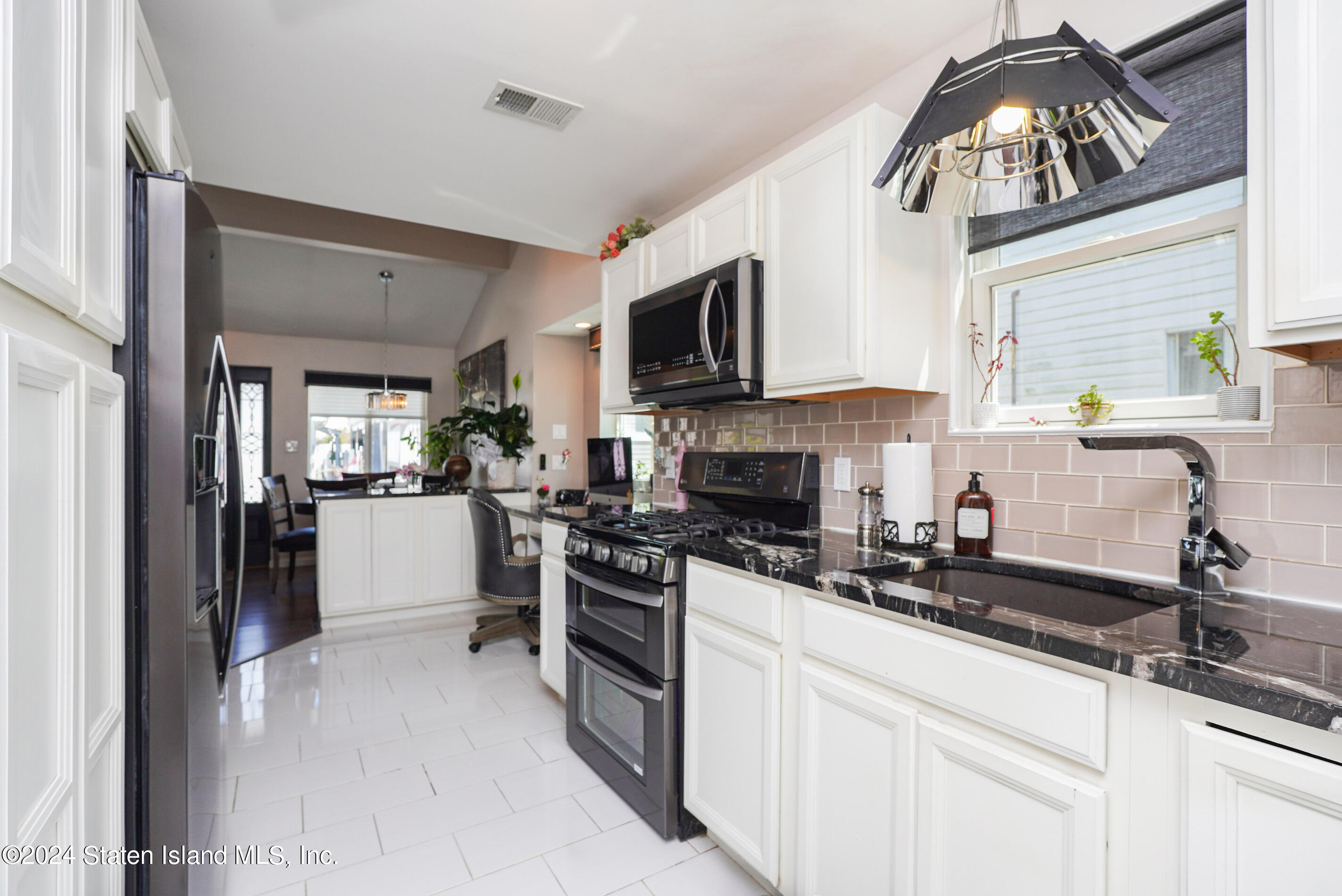 38 Milbank Road, Staten Island, NY, 10306 image 7