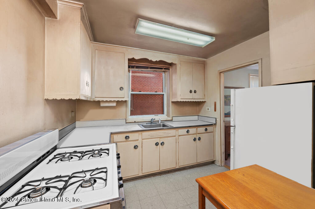 1717 E 18th Street 2t, Brooklyn, NY, 11229 image 9
