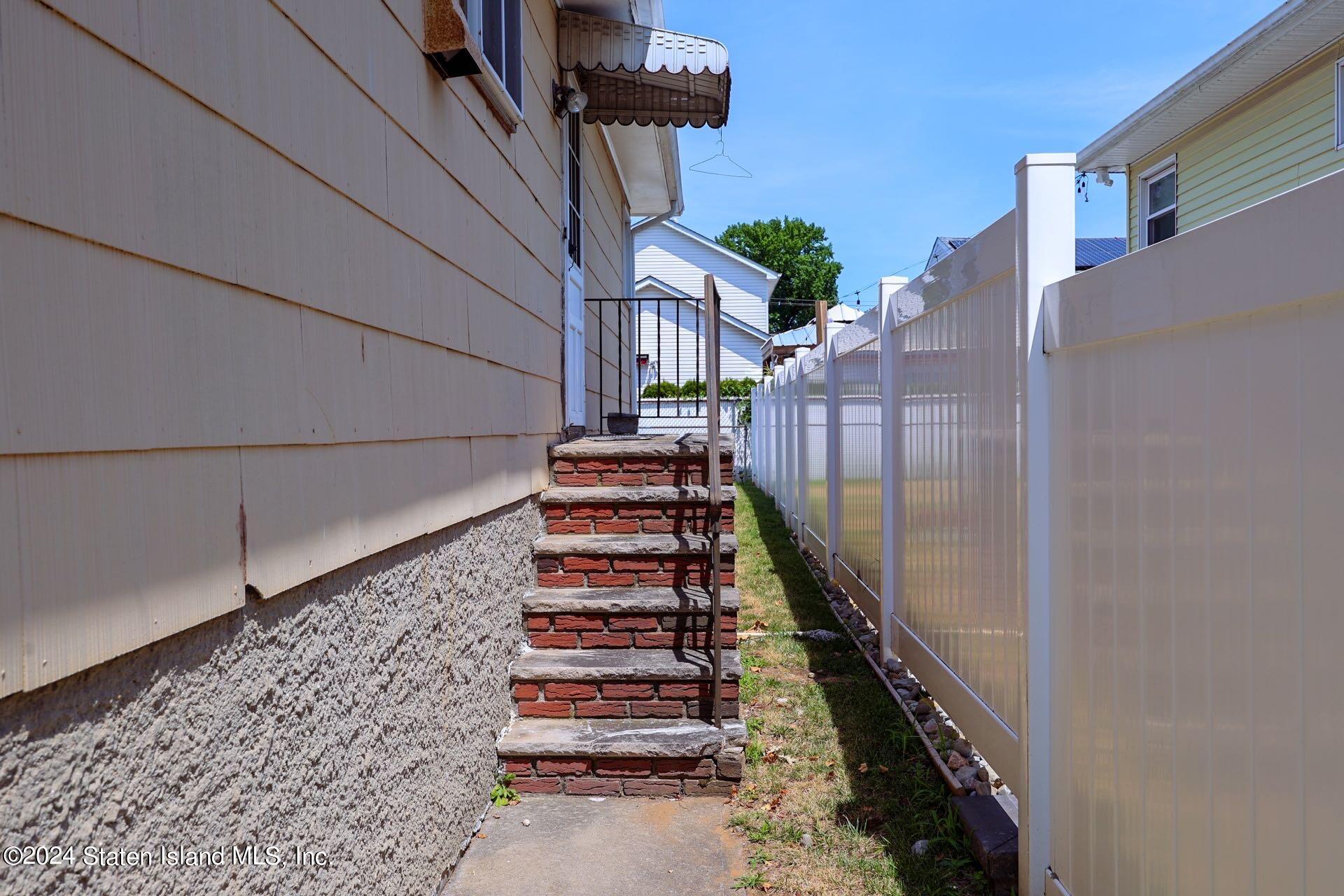 189 Manhattan Street, Staten Island, NY, 10307 image 6