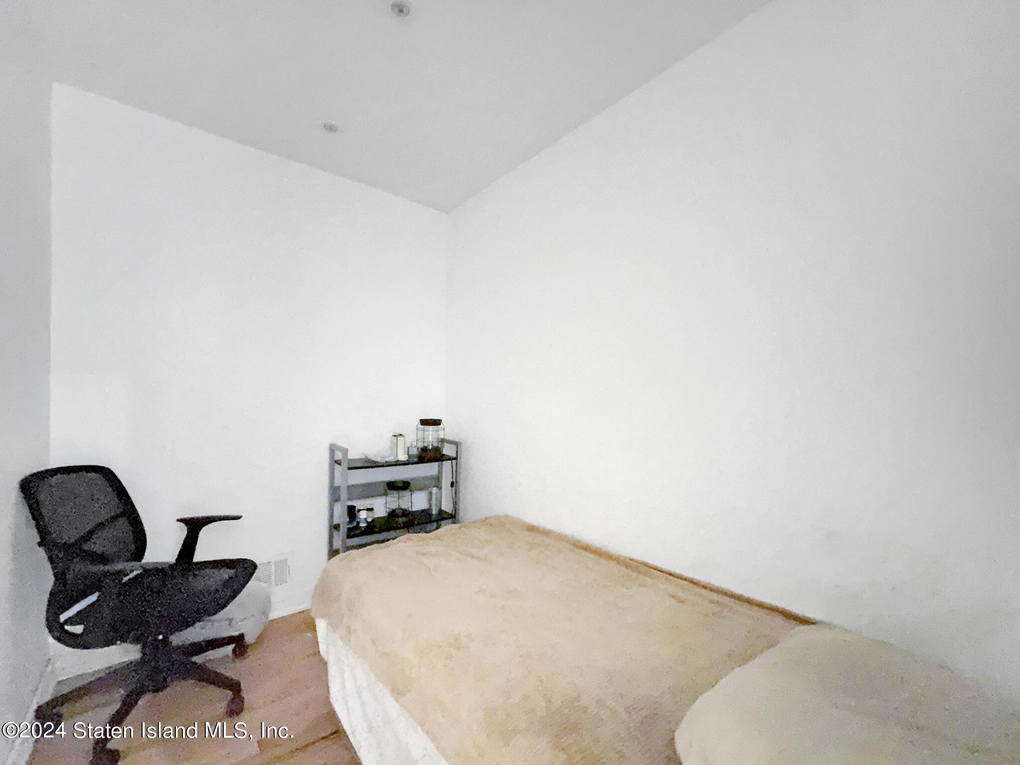 54 Selvin Loop A, Staten Island, NY, 10303 image 11