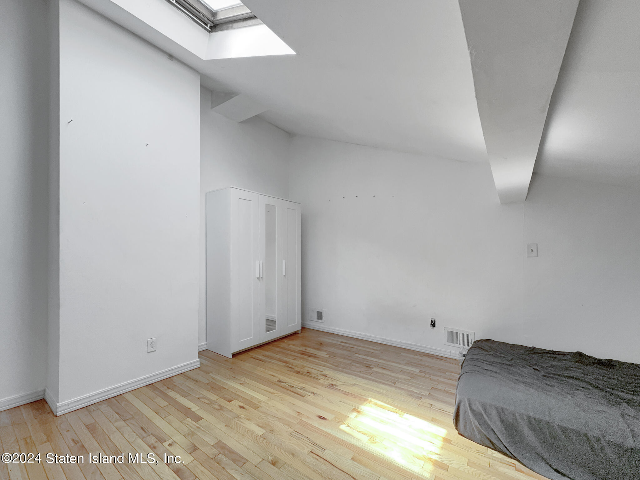 54 Selvin Loop A, Staten Island, NY, 10303 image 15
