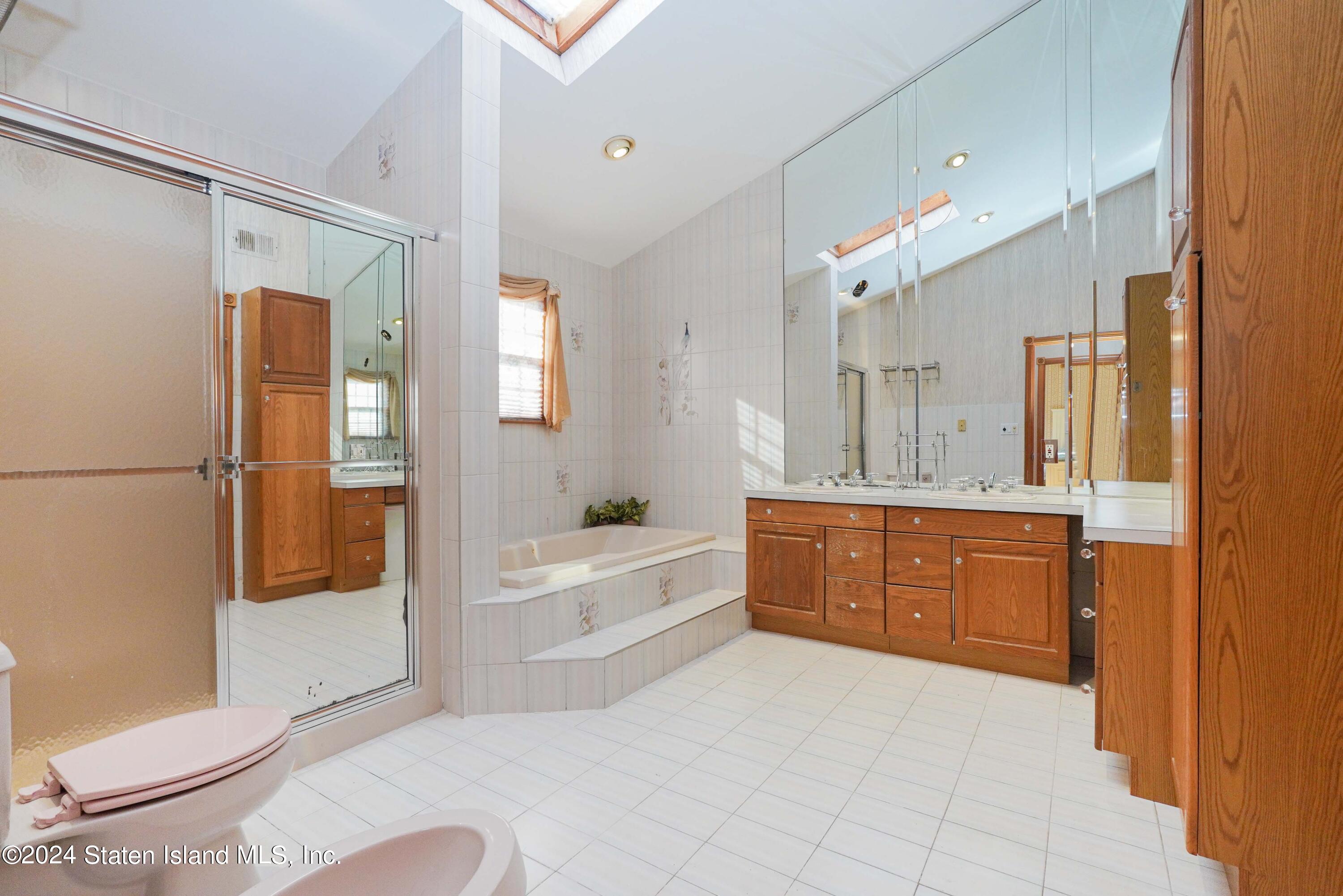 78 Almond Street, Staten Island, NY, 10312 image 19