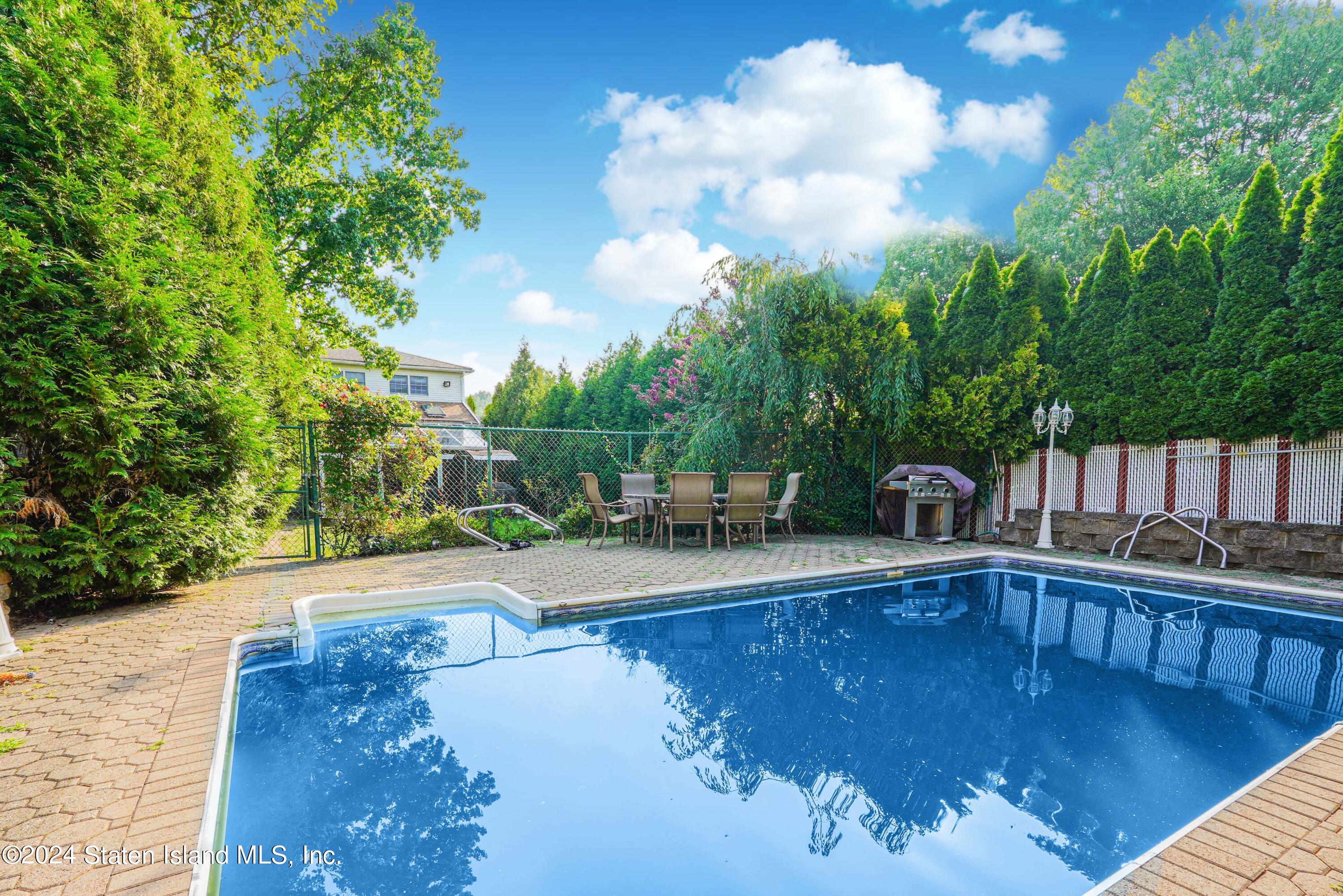 78 Almond Street, Staten Island, NY, 10312 image 52