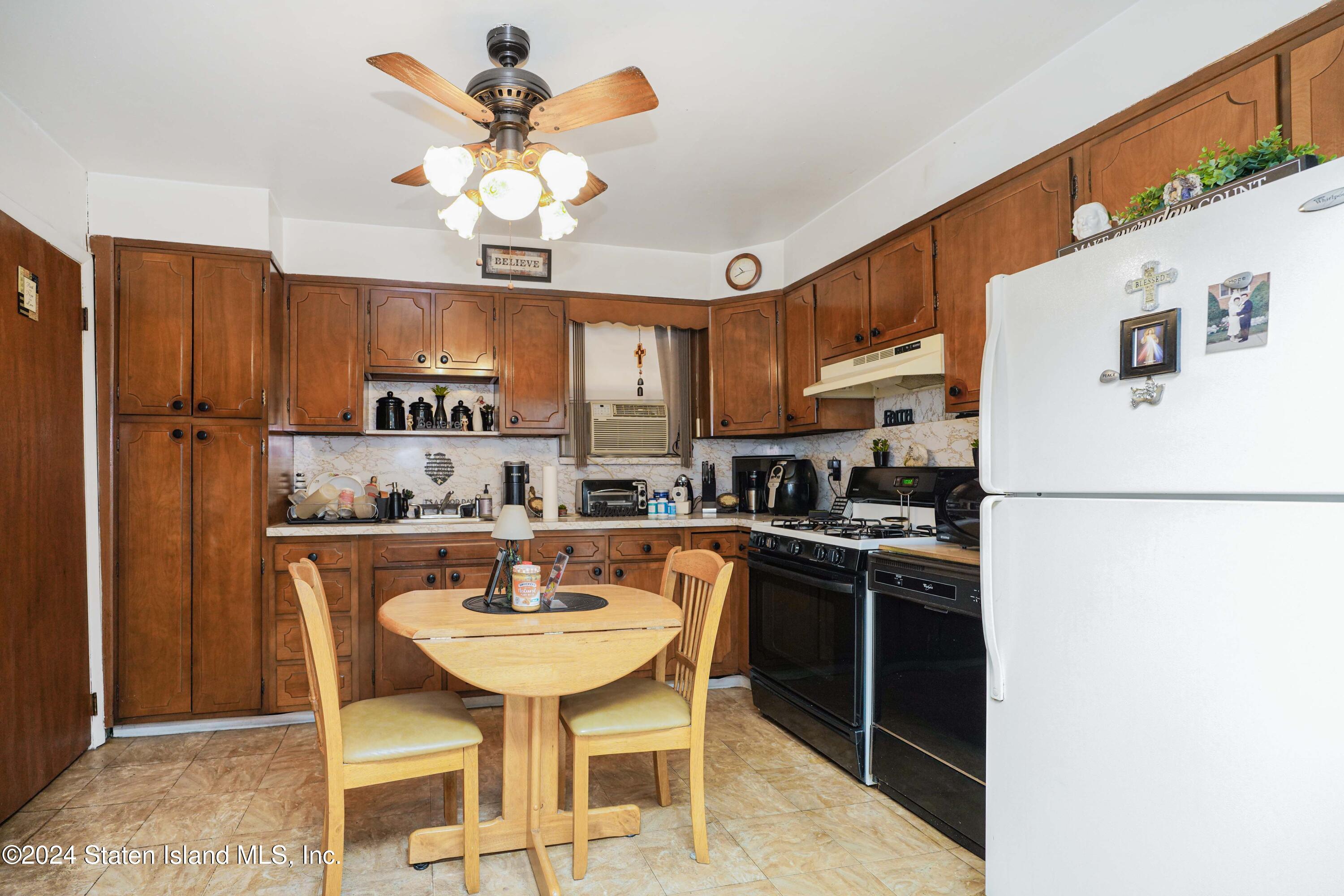 29 Kingsley Place, Staten Island, NY, 10301 image 8