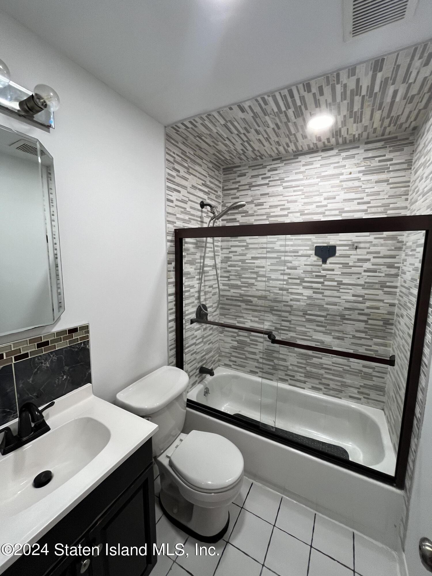 453 Raritan Avenue, Staten Island, NY, 10305 image 7