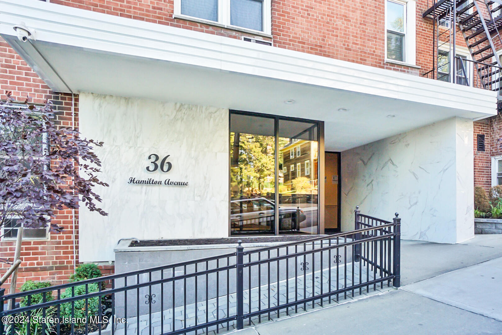 36 Hamilton Ave Avenue 3d Image 2