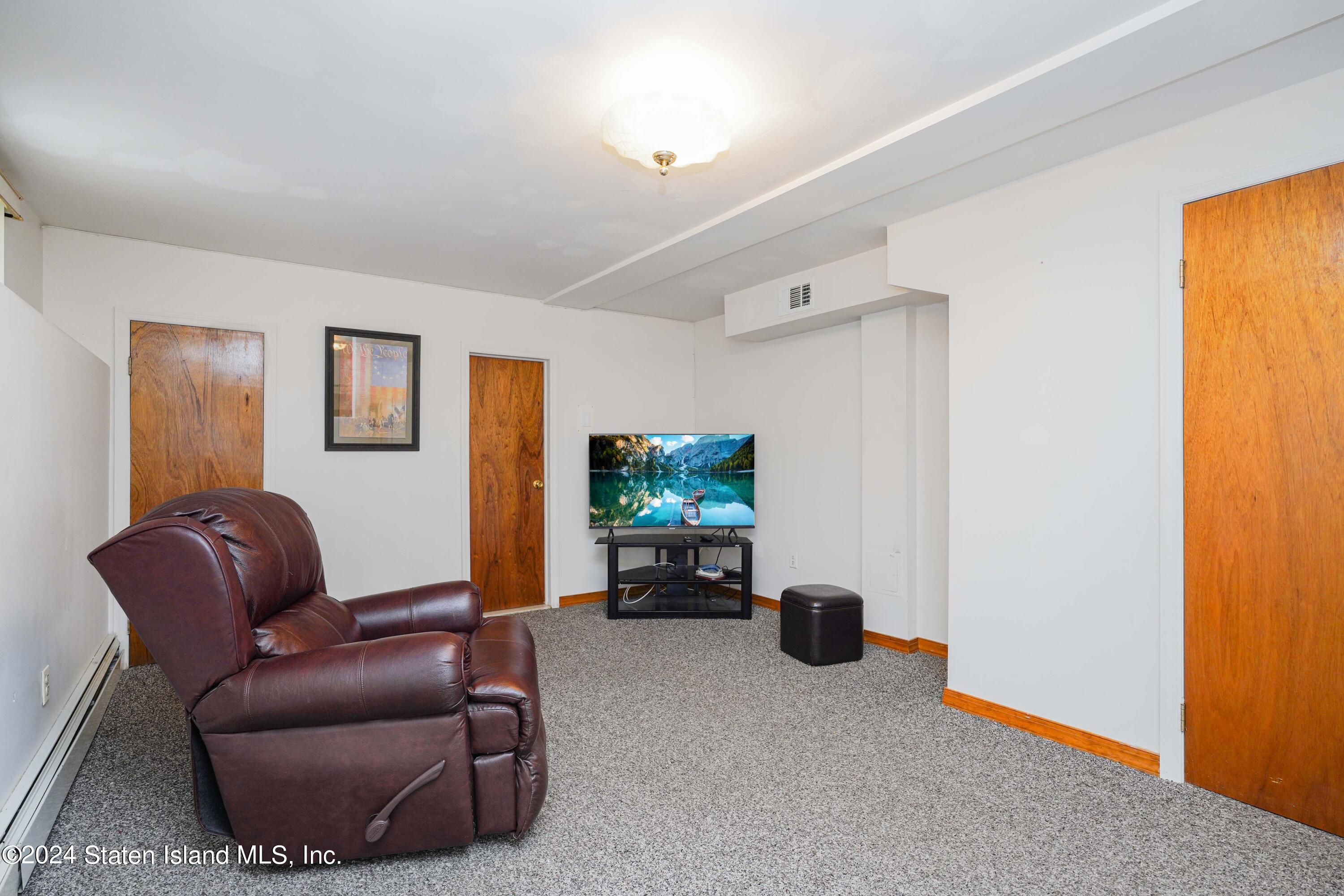 1260 Drumgoole Road, Staten Island, NY, 10312 image 40