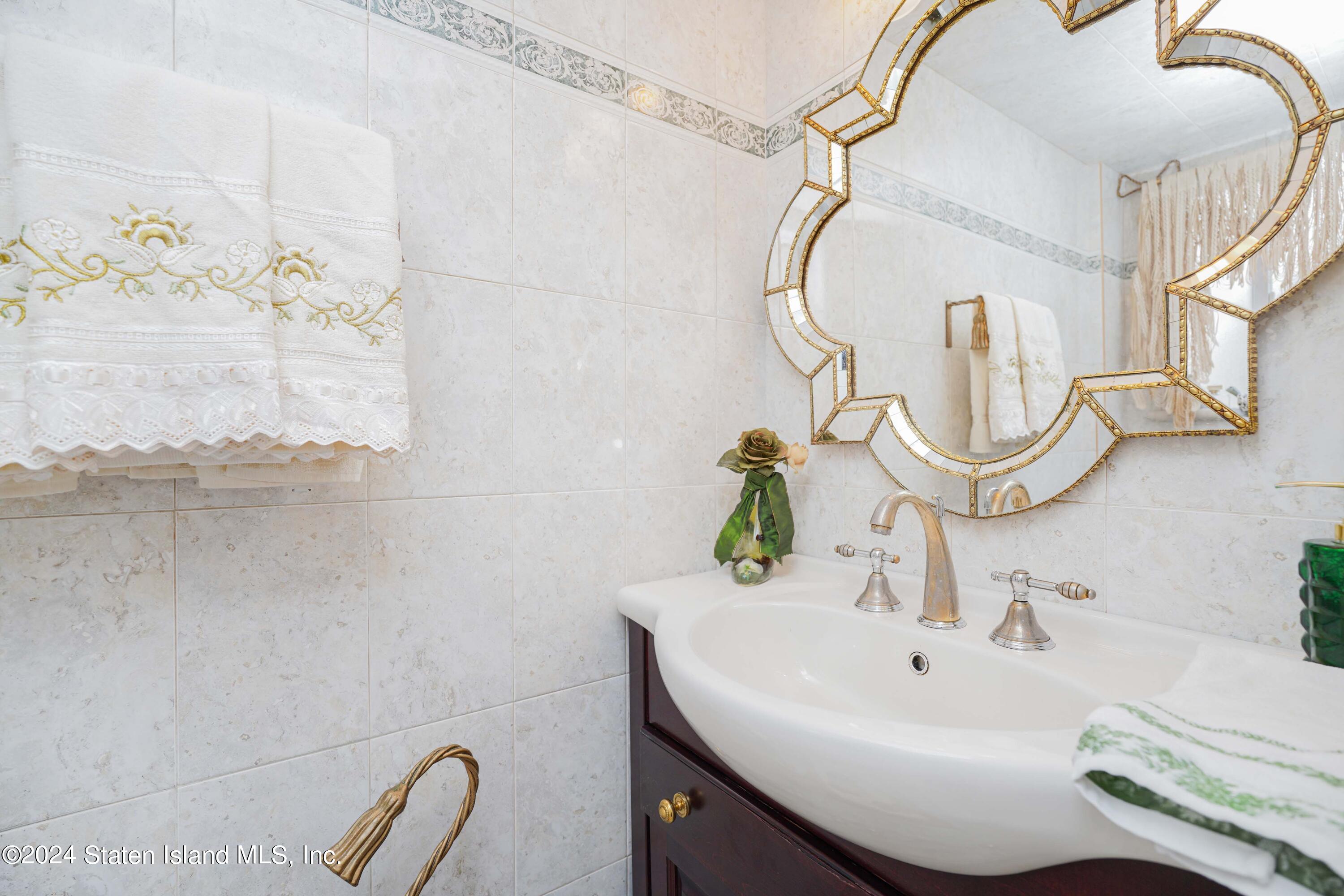 1260 Drumgoole Road, Staten Island, NY, 10312 image 10