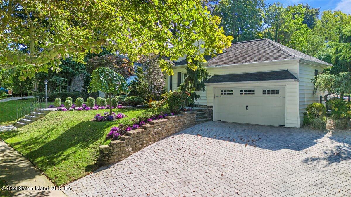 48 Grymes Hill Image 2
