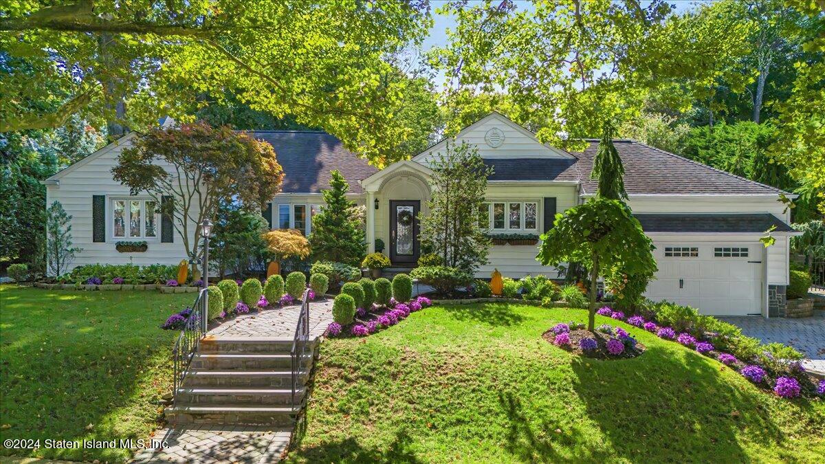 48 Grymes Hill Image 1