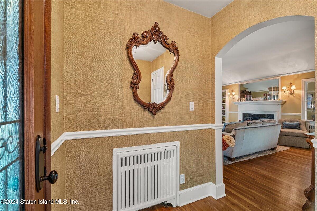 48 Grymes Hill Image 4