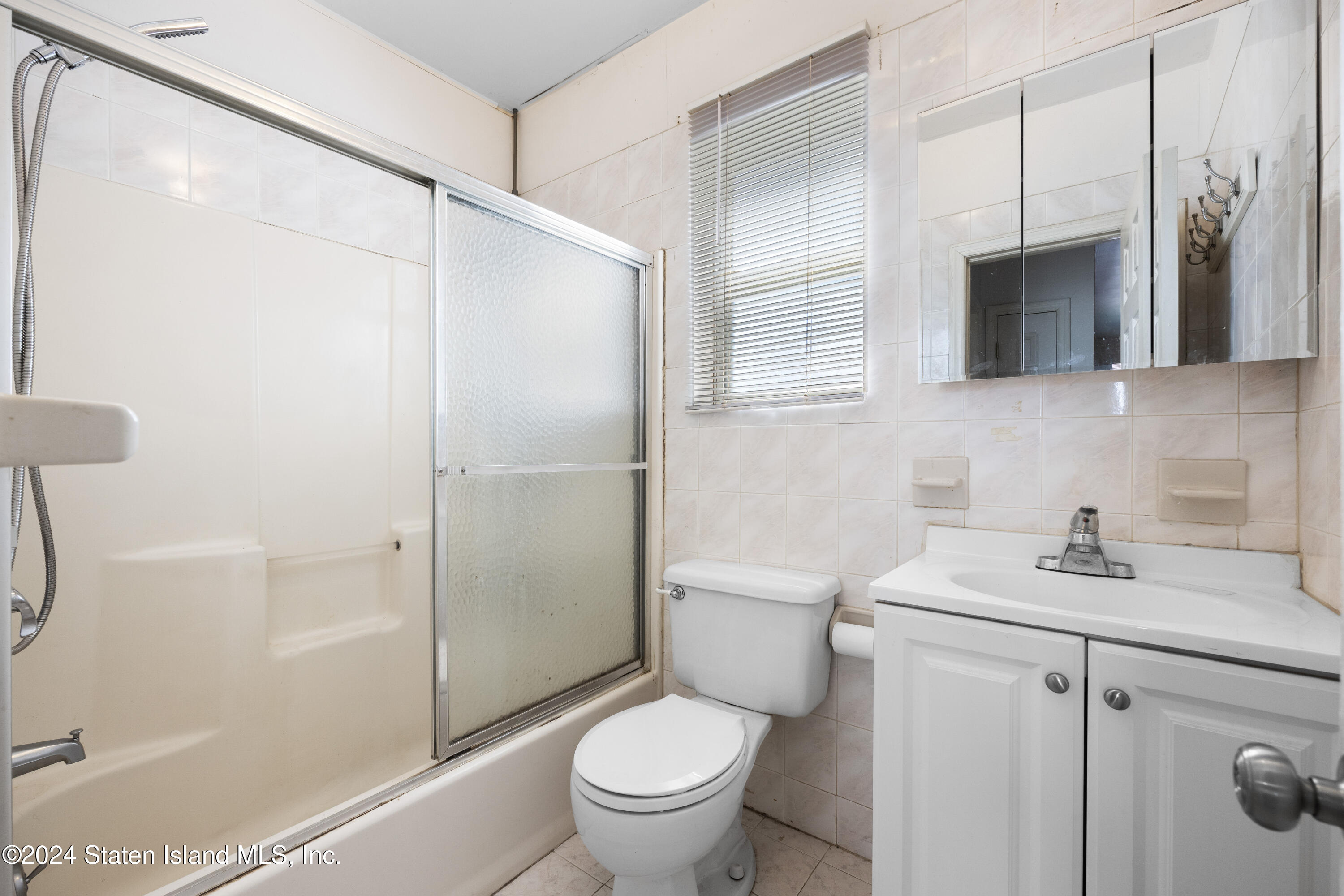 46 Olympia Boulevard, Staten Island, NY, 10305 image 9